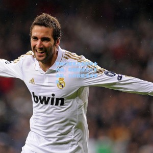 德媒记者更正曼联转会传闻，斯图加特之行系误报，公开致歉澄清事实